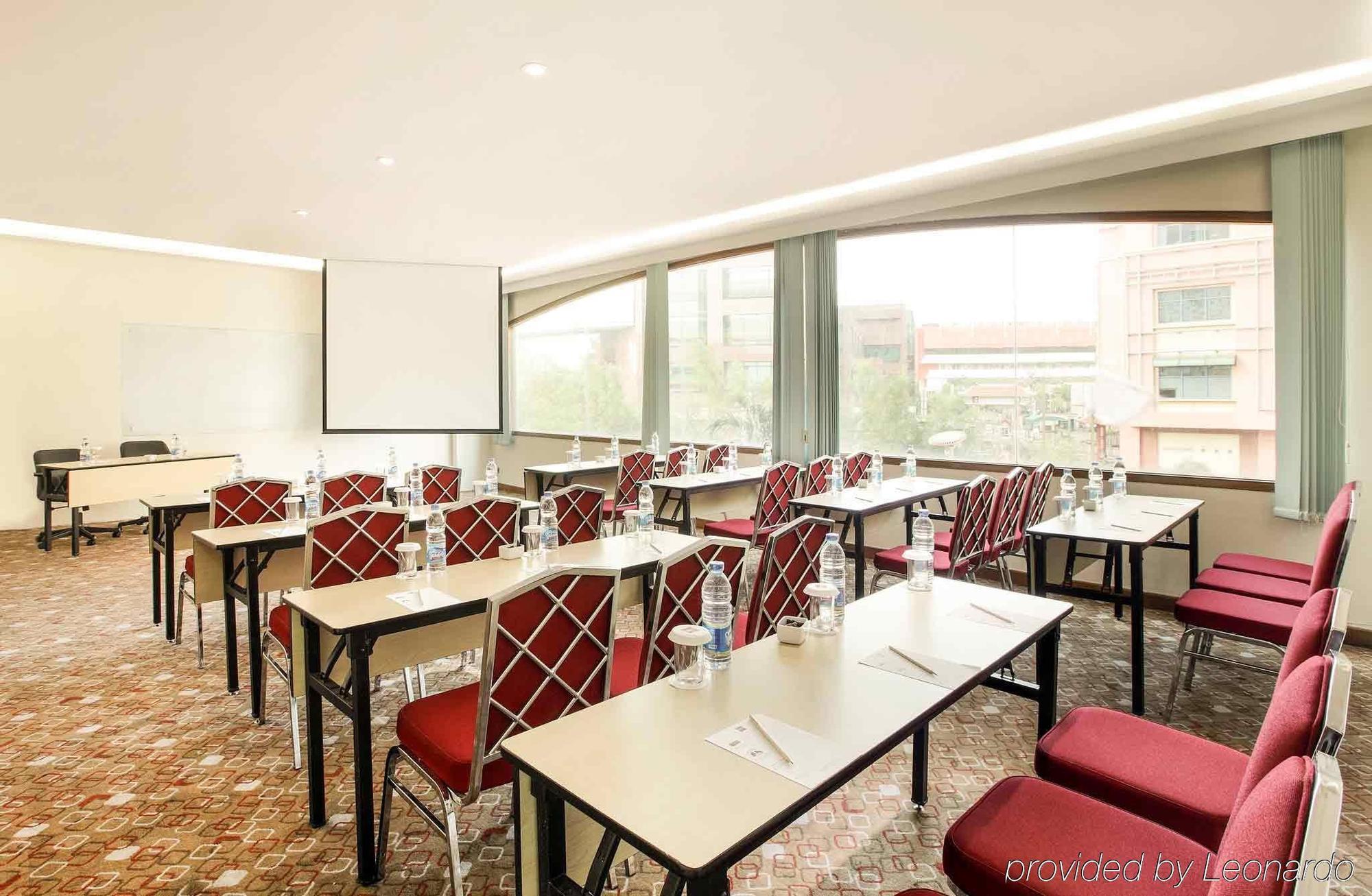 Ibis Mangga Dua Hotel Jakarta Eksteriør billede