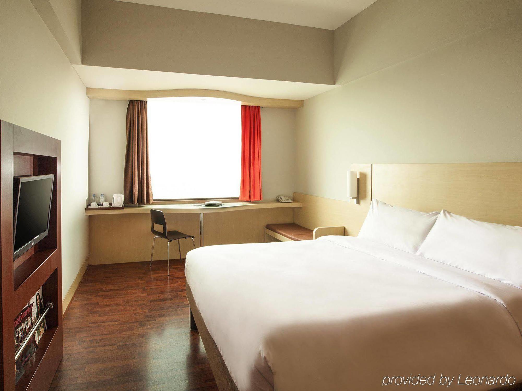 Ibis Mangga Dua Hotel Jakarta Eksteriør billede