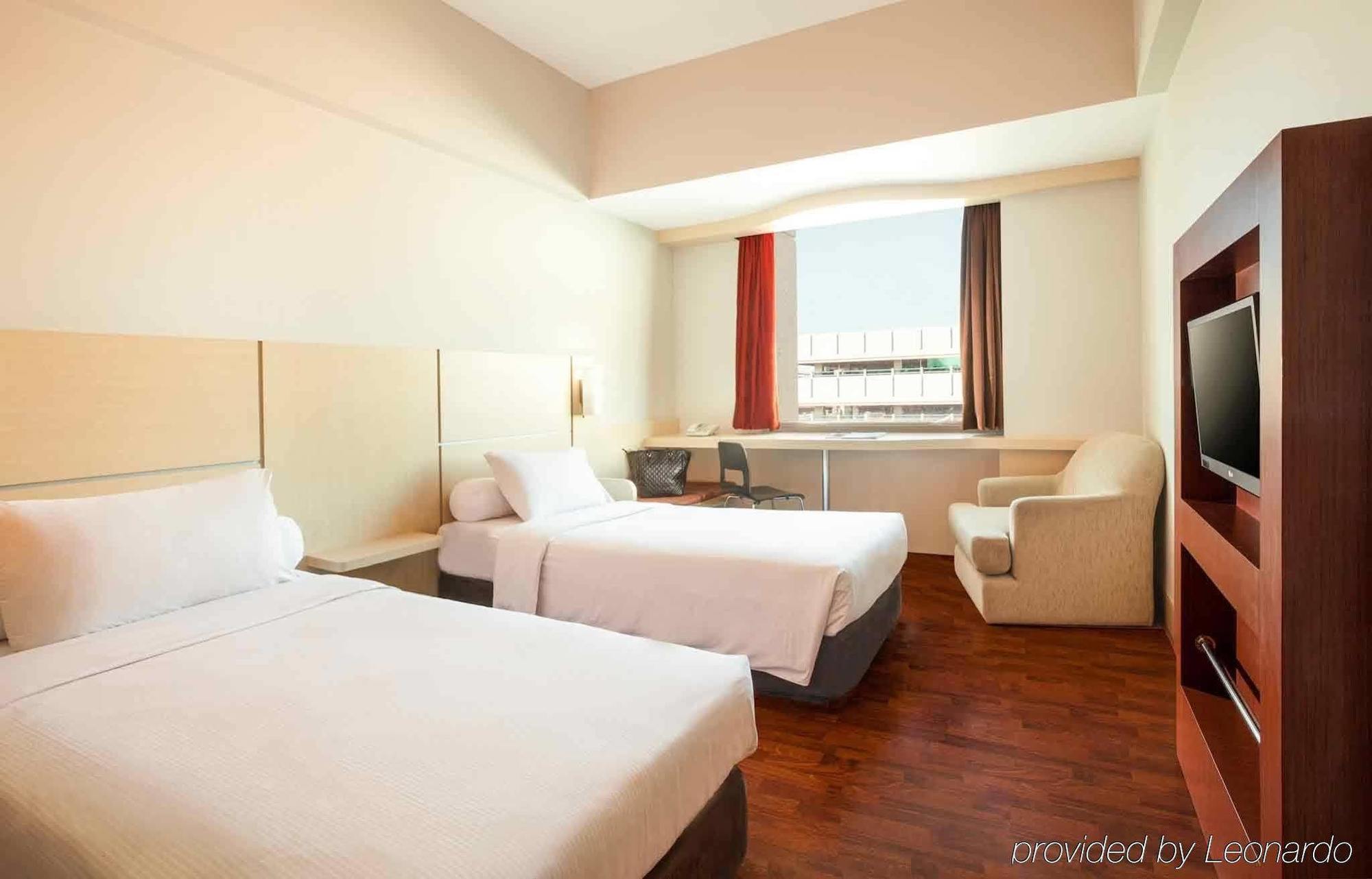 Ibis Mangga Dua Hotel Jakarta Eksteriør billede